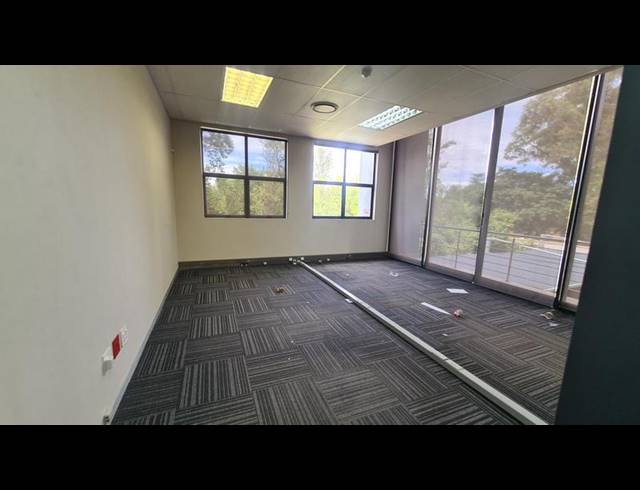 BUSINESS PROPERTY TO RENT IN HAZELDEAN